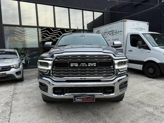 RAM 2500 6.7 I6 TURBO DIESEL LARAMIE CD 4X4 AUTOMÁTICO